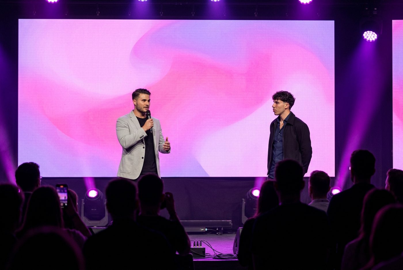 Sem Boxelaar on stage with Carlo Locatelli